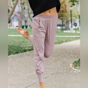 Zyia Lilac Jogger Active Pants size XL